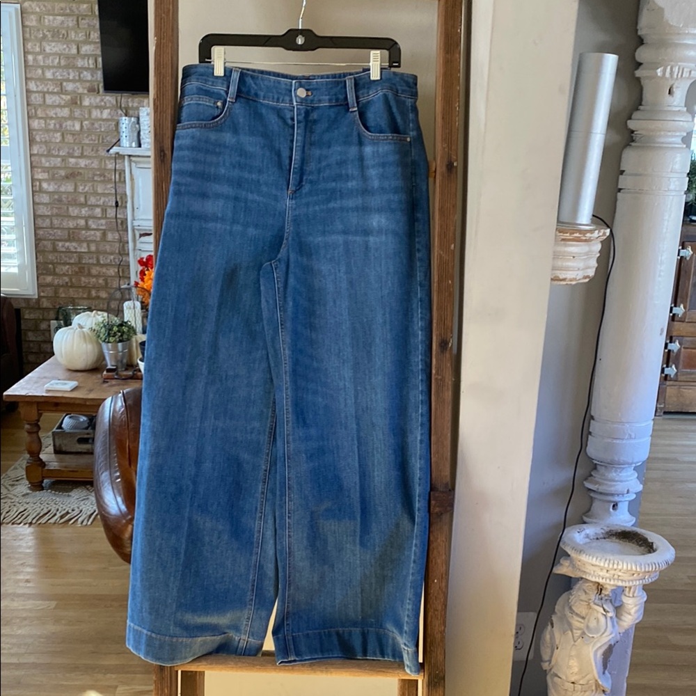 TALBOTS WIDE LEG JEAN JEANS 12 DENIM NEW